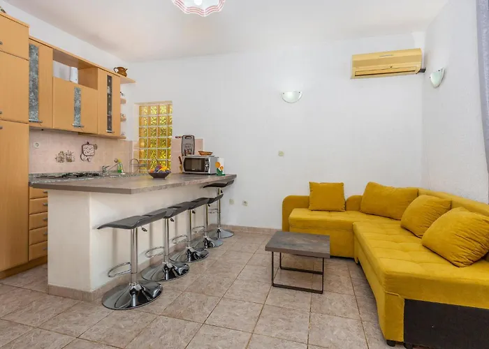 Appartement Awesome In With Wifi