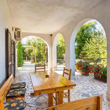 דירה Awesome In With Wifi