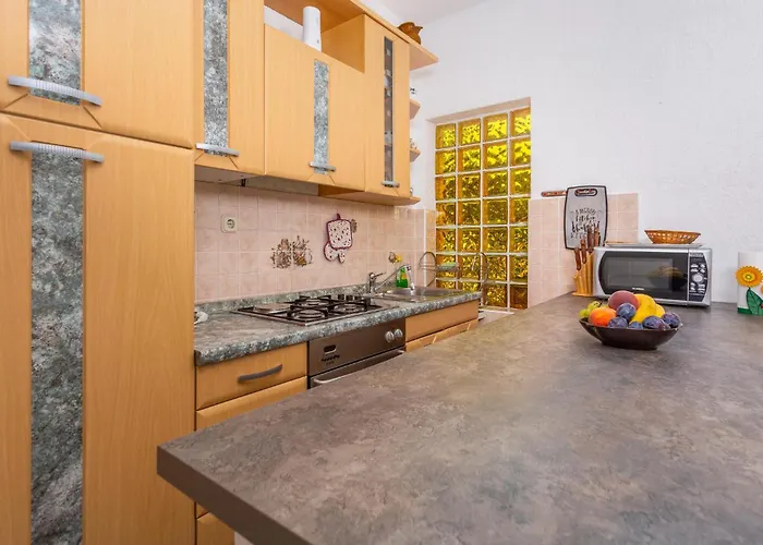 Awesome In With Wifi Malinska